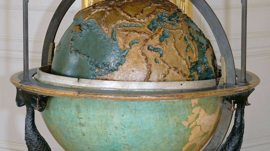 Globe