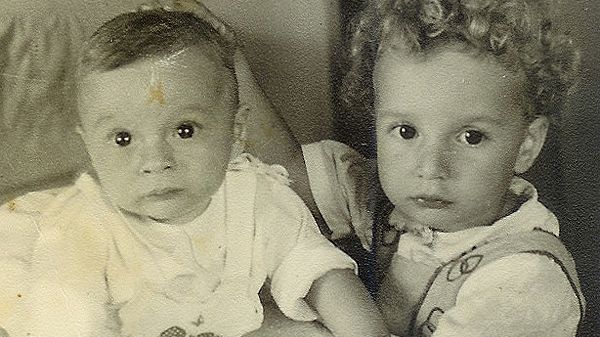 Avital Ronell (et son petit frère)