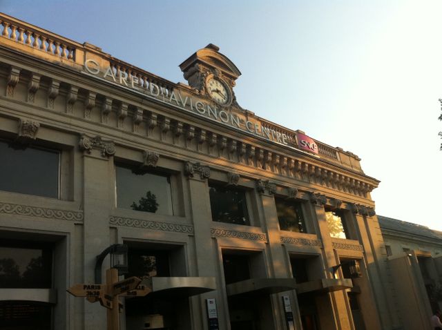 la gare d'avignon