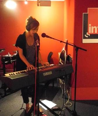Live Mina Tindle