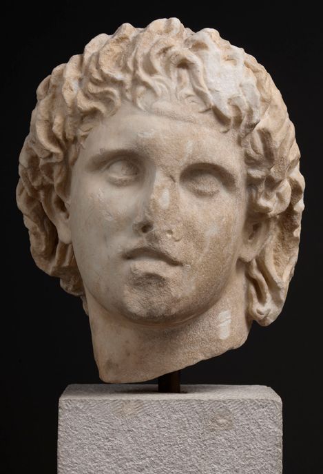Portrait d'Alexandre IIIe siècle av. J.-C. Pella (aux environs de) Marbre H. 30 cm, l. 27 cm