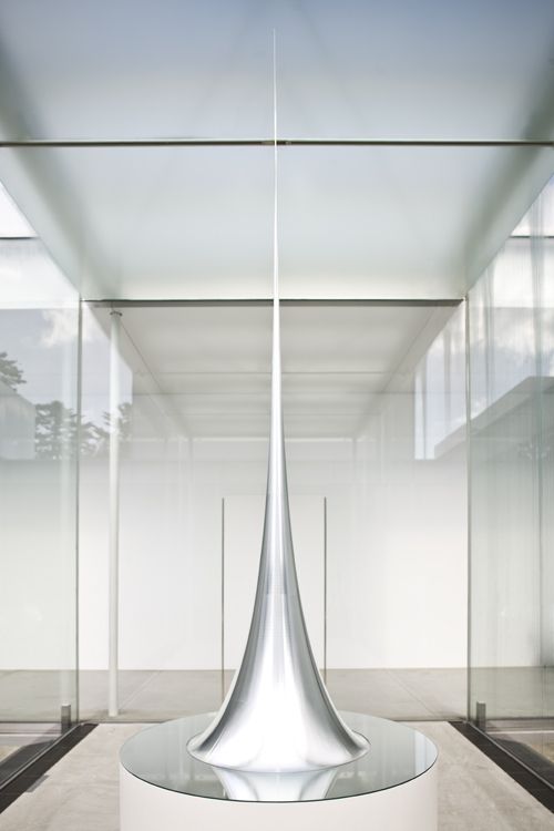 Hiroshi Sugimoto, Conceptual Form 011, 2008 Surface of revolution with constant negative curvature Aluminum, mirror
