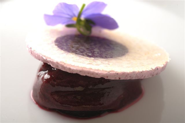Biscuit au cassis et bourrache / Pierre Gagnaire