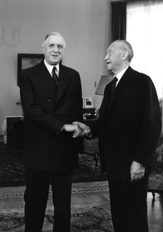 De Gaulle et Adenauer à Bonn en 1958