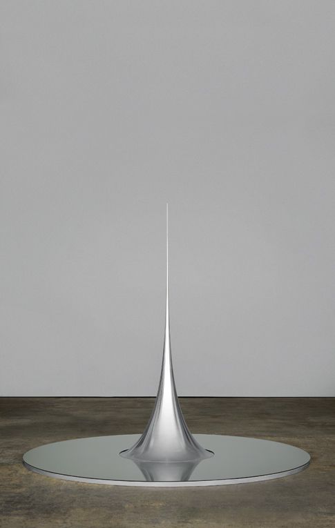 Hiroshi Sugimoto, Conceptual Form 011, 2008 Surface of revolution with constant negative curvature Aluminum, mirror