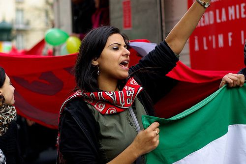 Femme tunisienne pendant la révolution de 2011