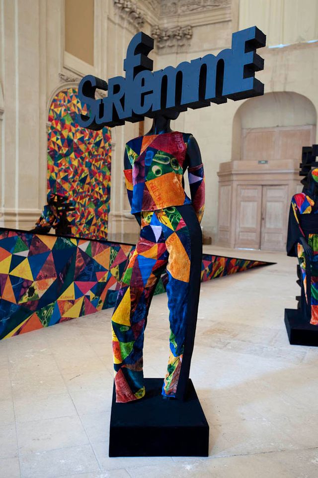 ORLAN Corps-sculpture "Surfemme", 2011