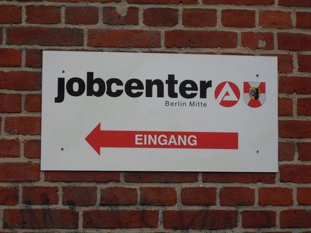 Entrée du Job Center à Berlin (Mitte)