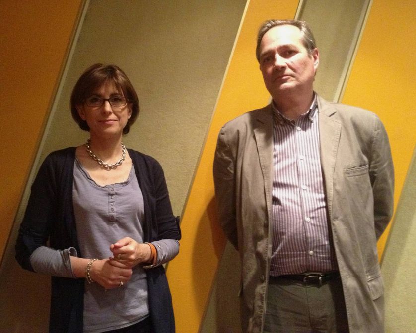 Nahida Nakad, directrice de la rédaction de France 24, et le sociologue Jean-Marie Charon
