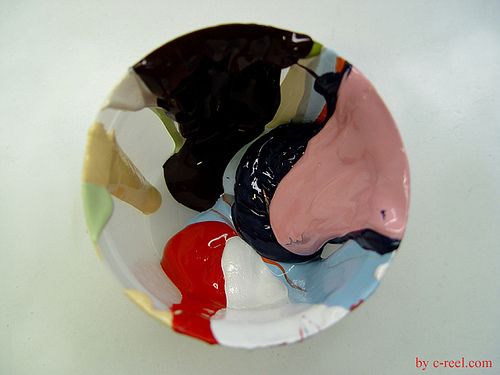 Pot de peinture