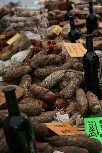 saucisson et vin