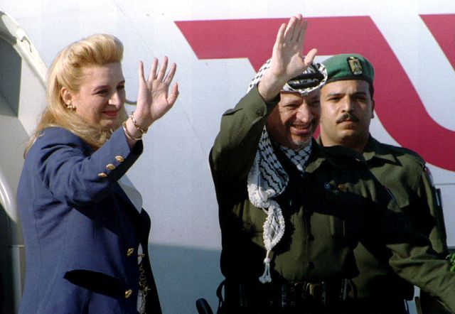 Souha et Yasser Arafat en 1994
