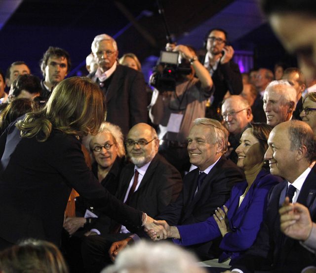 Valérie Trierweiler et Ségolène Royal lors du meeting de d'Hollande en avril 2012