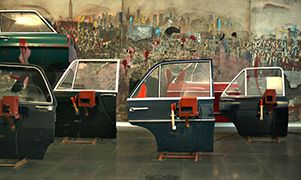 Wolf Vostell, 1975, Fandango, 40 portières et peintures