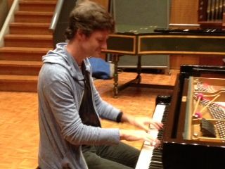 Edouard Ferlet au piano Steinway du studio 118