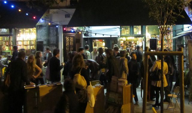 Pixel USA - Soirée de lecture à la librairie Shakespeare and company