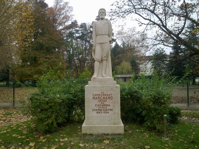 Statue du Général Marchand
