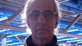 Rachild Benelhocine, enseignant en langue des signes