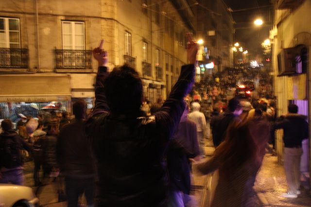 Face à face entre police et manifestants