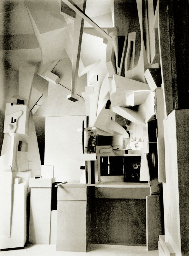 Schwitters, Merzbau