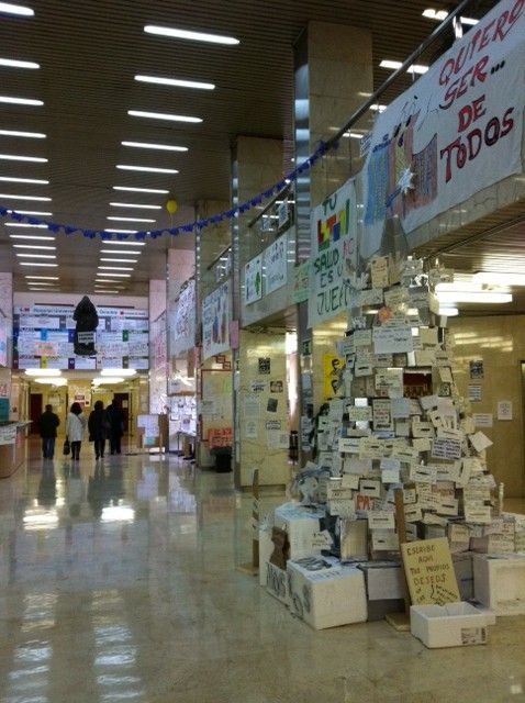 Espagne - Mobilisation au sein de l'hôpital 12 de Octubre de Madrid contre les privatisations
