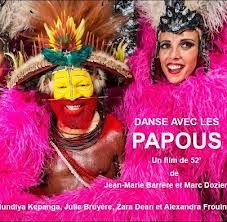 Danse avec les papous