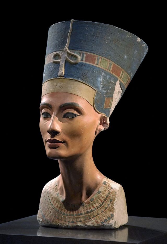 Buste de Néfertiti au Neues Museum de Berlin