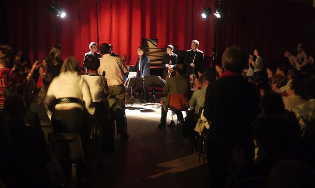 Concert du Quatuor Modigliani et de Michel Dalberto dans la salle des fêtes de la commune rurale de Congis-sur-Thérouanne