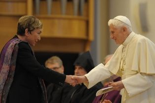 Benoît XVI et Julia Kristeva, Assise, 27/10/2011