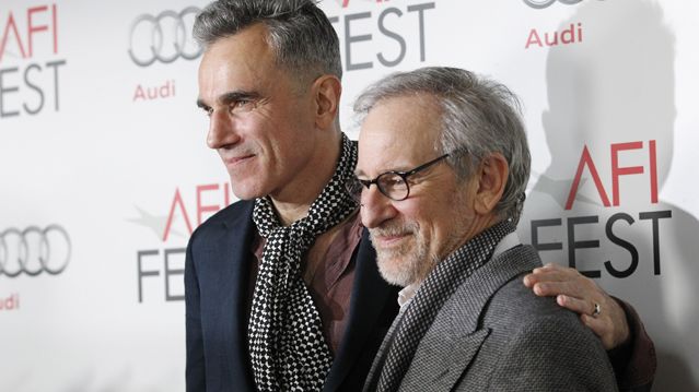 Steven Spielberg et Daniel Day-Lewis, son "Lincoln", lors de l'avant-première du film
