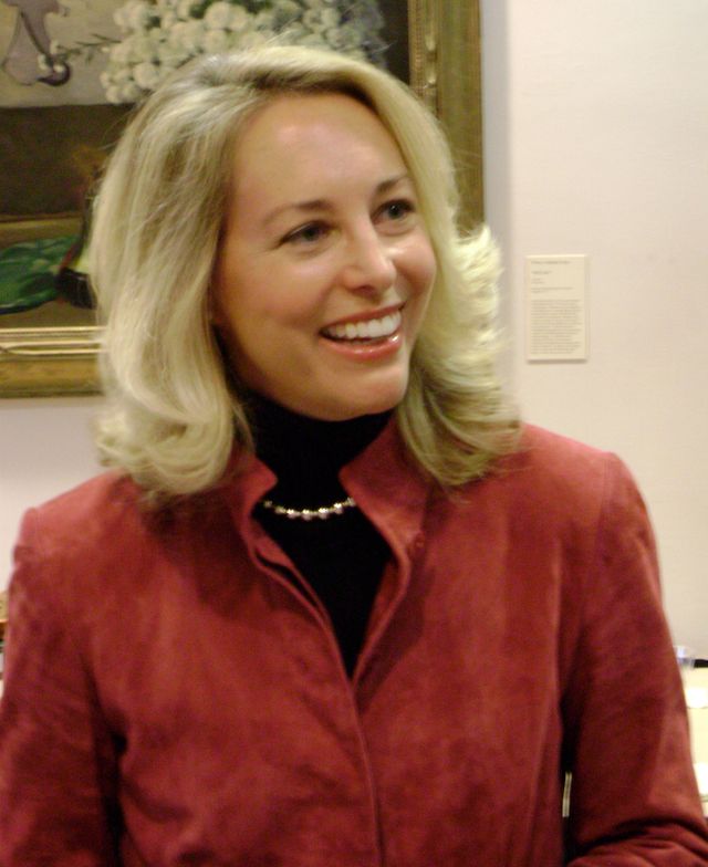 Valerie Plame, mariée à Joe Wilson, employée à la CIA dont les activités furent dévoilées dans la presse en juillet 2003