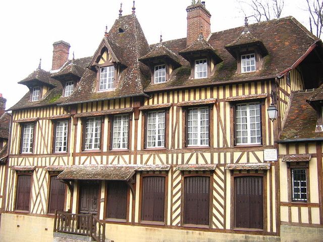 Maison typiques -Lyons-la-Forêt (Eure)