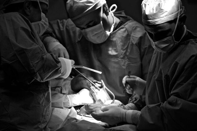 salle d'opération hôpital du croissant rouge à Amman