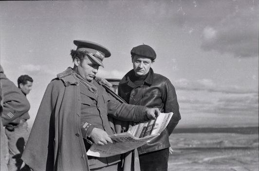 Robert Capa, Le général Enrique Líster et André Malraux (à droite), front catalan, fin décembre 1938 – début janvier 1939
