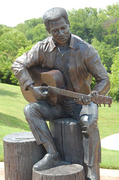 Otis Redding statue