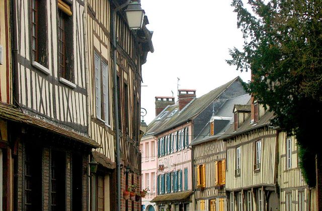Rue - Lyons-La-Forêt (Eure)