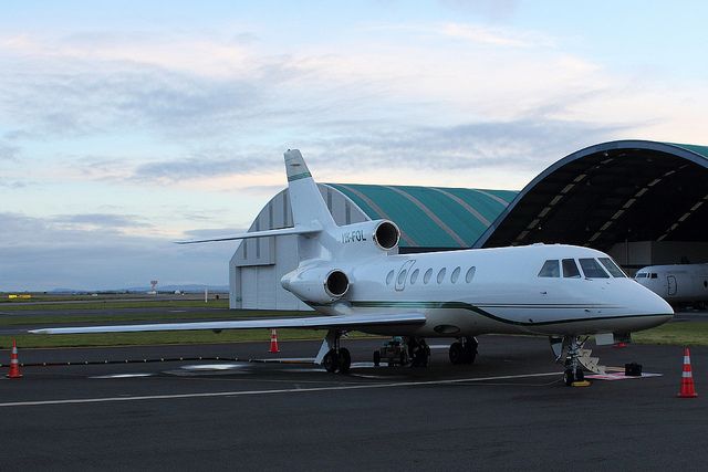 Un Falcon 50