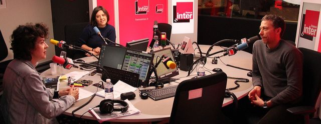 Bruno Serralongue, Emilie Houssa et Brigitte Patient en studio