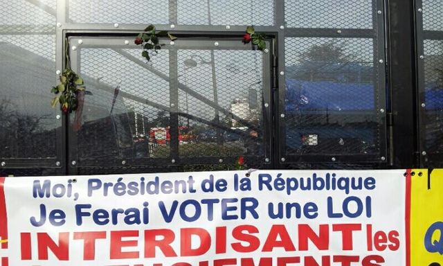 Quand les Goodyear offrent des fleurs aux CRS