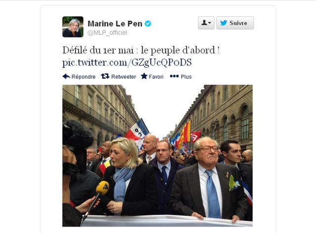 Marine Le Pen défile