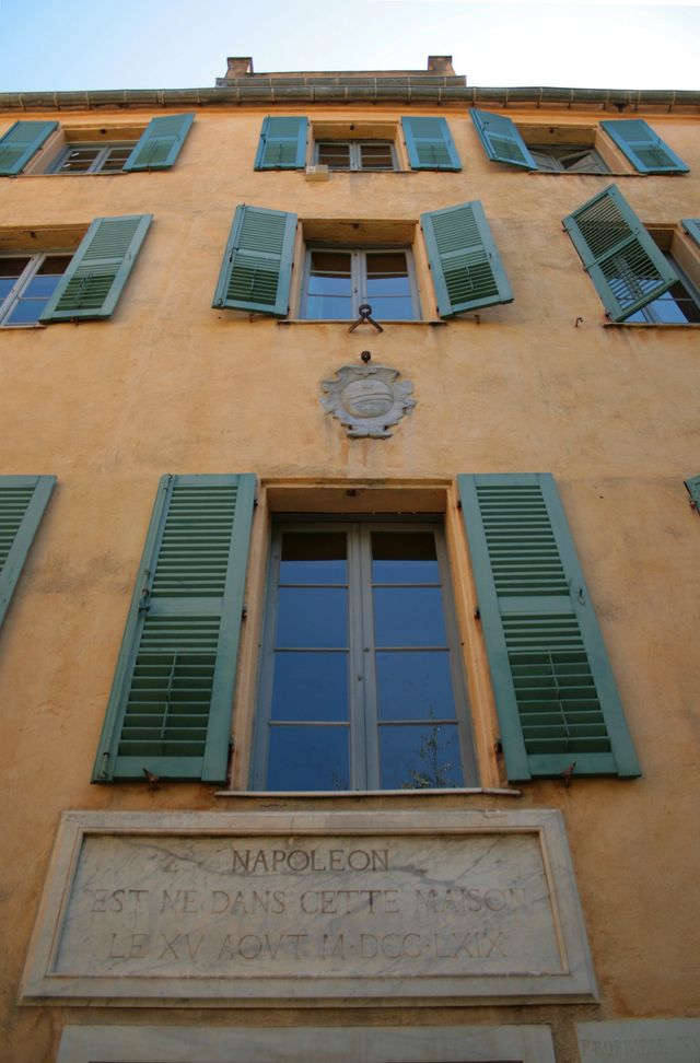 Façade de la maison Napoléon Bonaparte Ajaccio (Corse-du-Sud)
