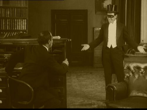 Fantômas avec René Navarre. Un film de Louis Feuillade (1913)