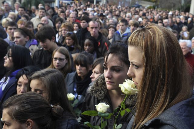 Marche blanche en hommage à Agnès
