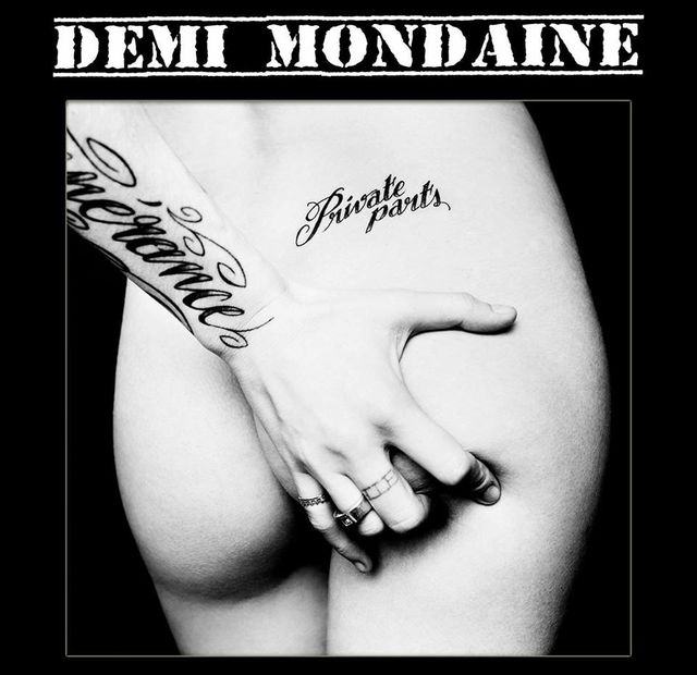 demi-mondaine