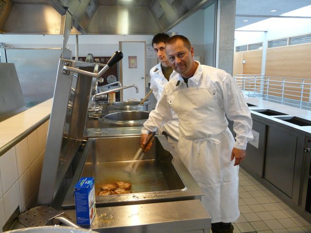 Jean-Michel Martin : les cuisines militaires n’ont rien à envier à celles de la vie civile.