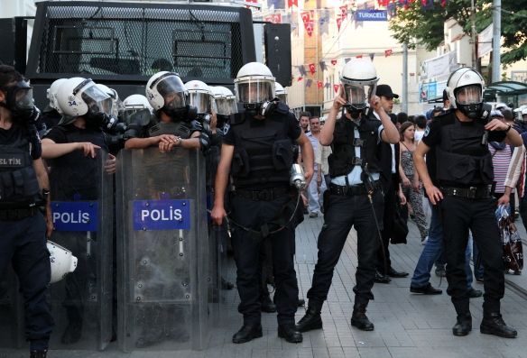 Policiers - Istanbul