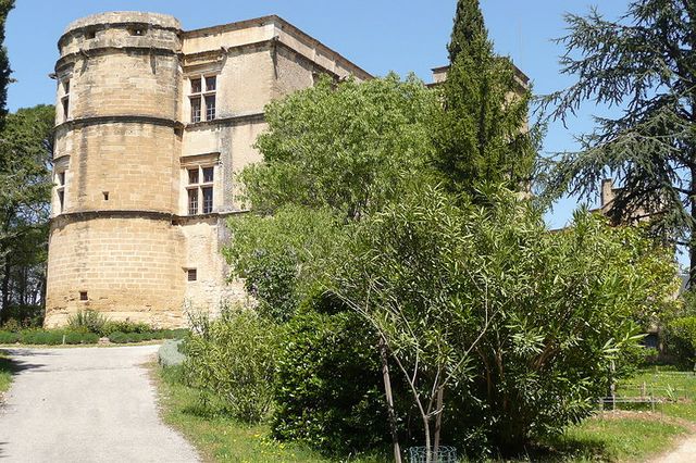 chateau de Lourmarin