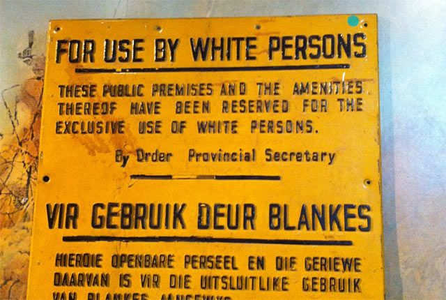 les vestiges de l'apartheid se trouvent aujourd'hui dans les musées