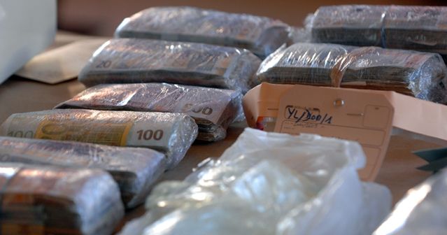 Prise de drogue par les forces de police