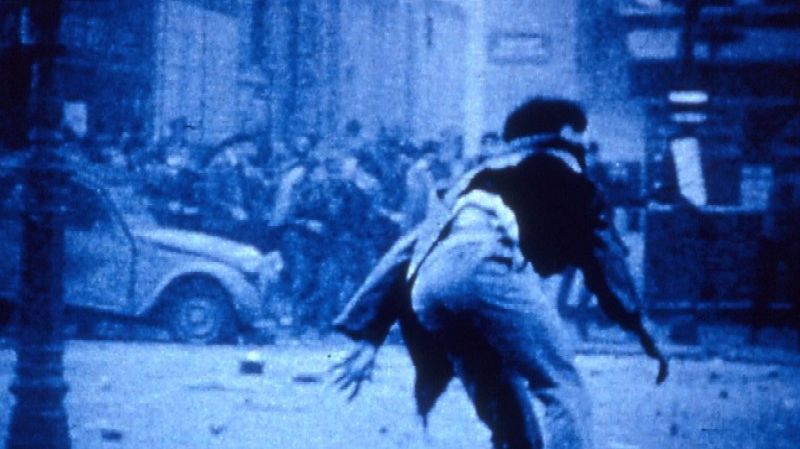 Le fond de l'air est rouge (archive INA)